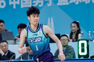 河南省乒乓男队主教练