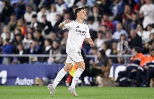 上海上港3比4山东鲁能