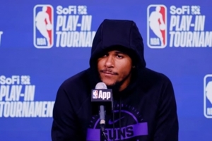 nba球员中国行打球
