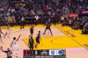 nba球队去客场坐飞机