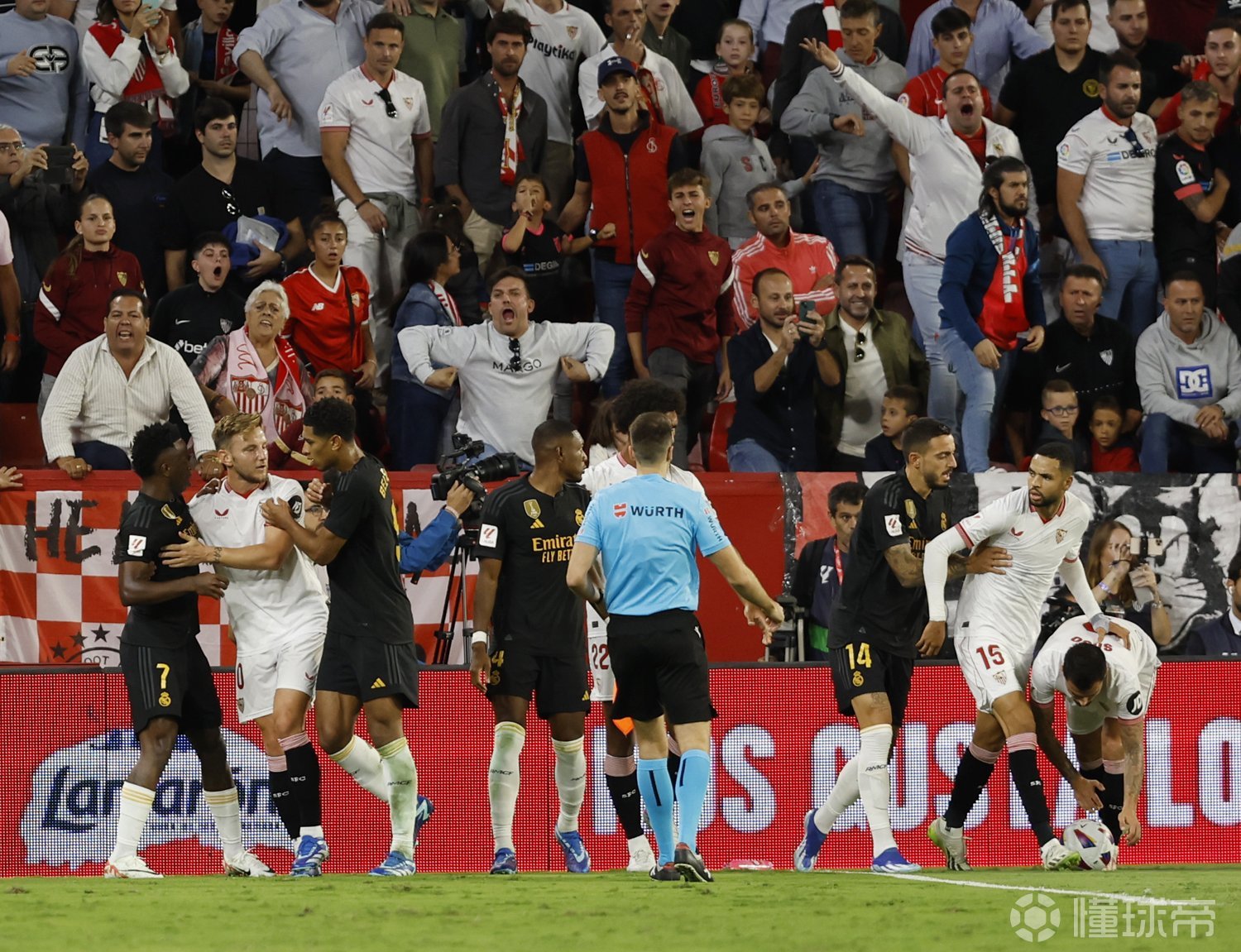 吉尔吉斯斯坦U23VS中国香港U23直播_吉尔吉斯斯坦U23VS中国香港U23高清免费直播_亚运男足在线观看在线观看