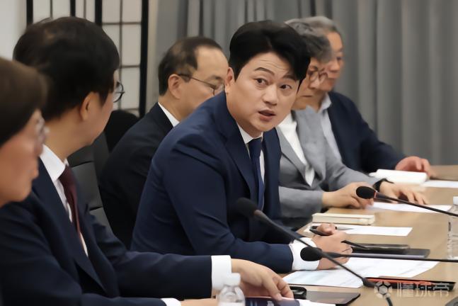 伊塔尔VS华纳斯巴达直播_伊塔尔VS华纳斯巴达高清直播_保杯精彩视频